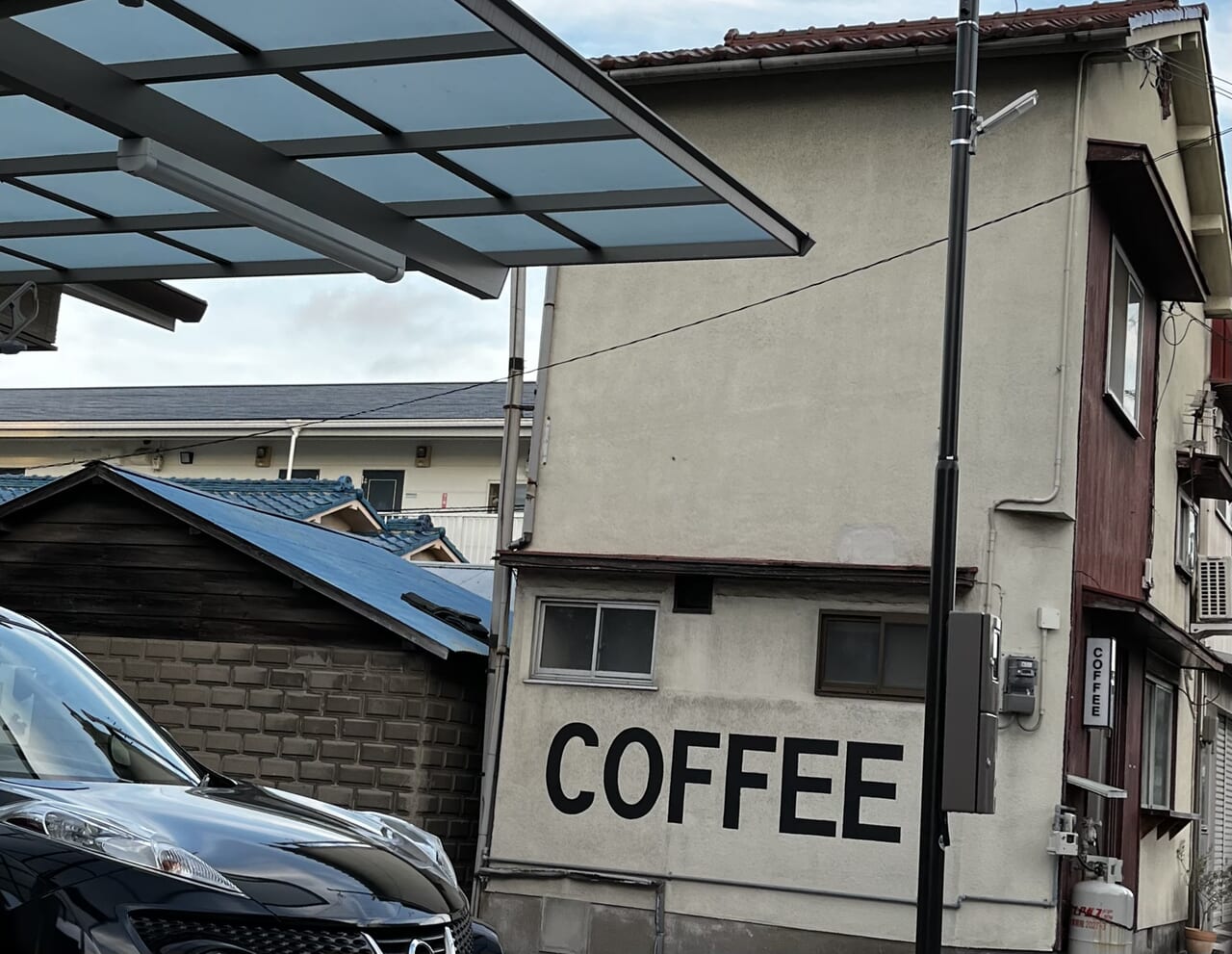 HI,COFFEEの看板