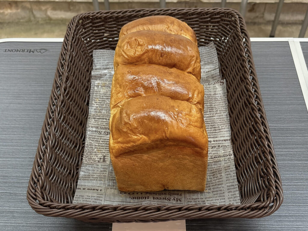 人気の食パン