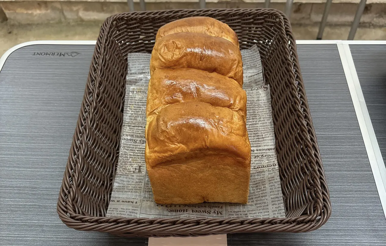 人気の食パン